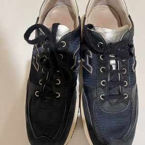 Navy blue suede Hogan sneakers